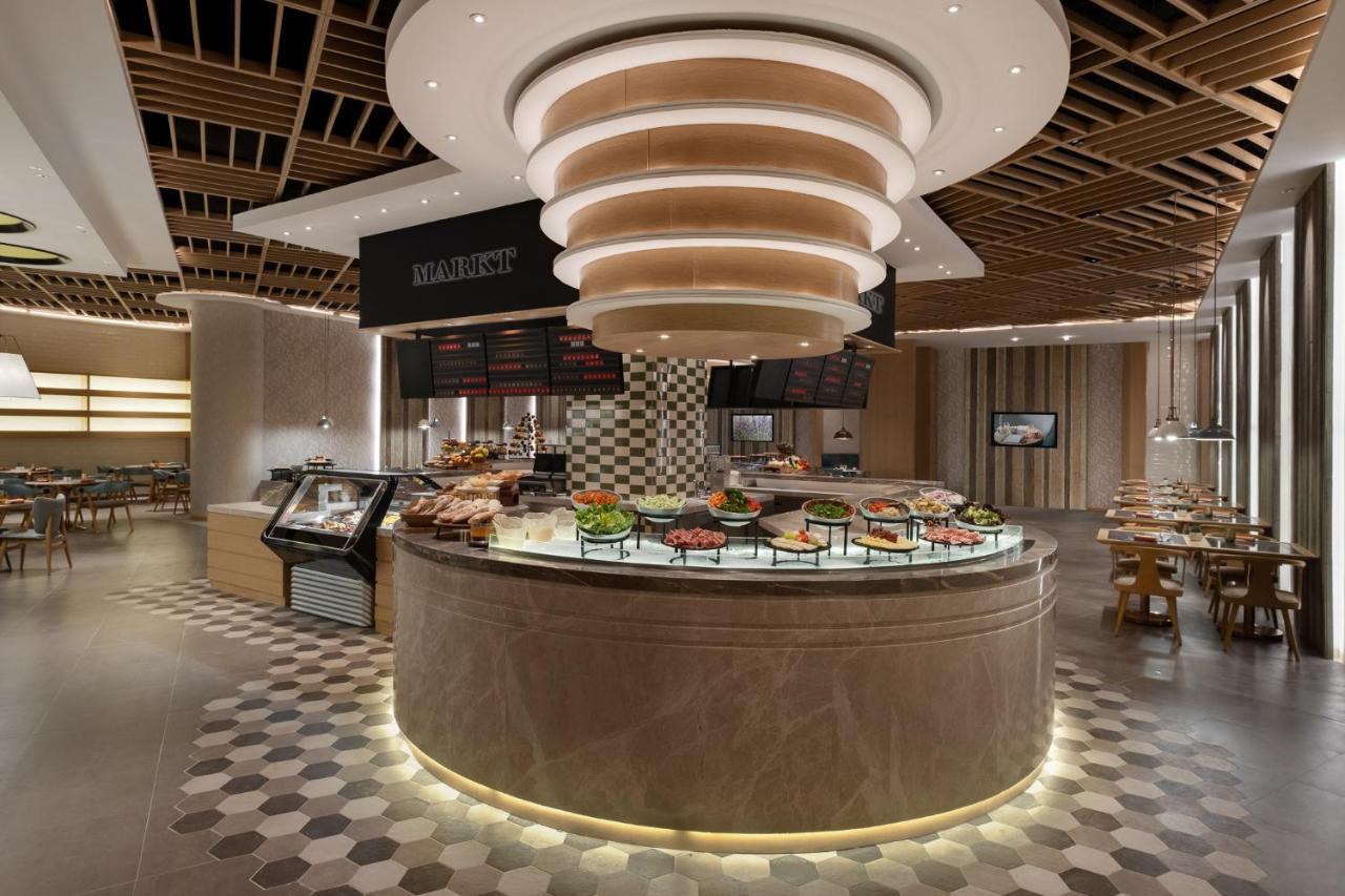 Clark Field Swissotel Clark Philippines מראה חיצוני תמונה